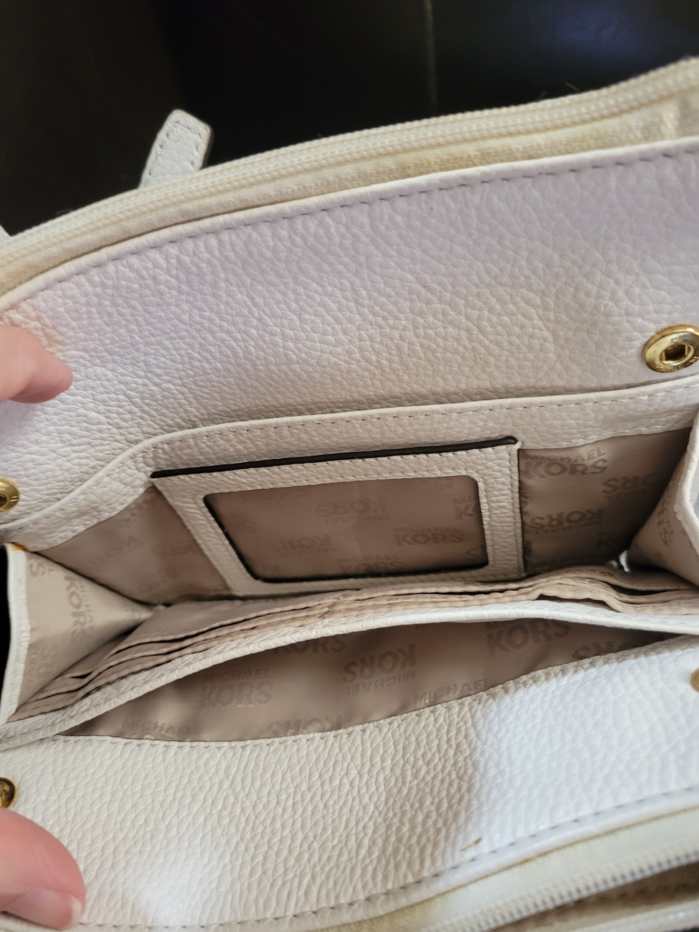 Michael Kors White Pebbled Leather Crossbody with Gold MK Medallion - Picture 4 of 10